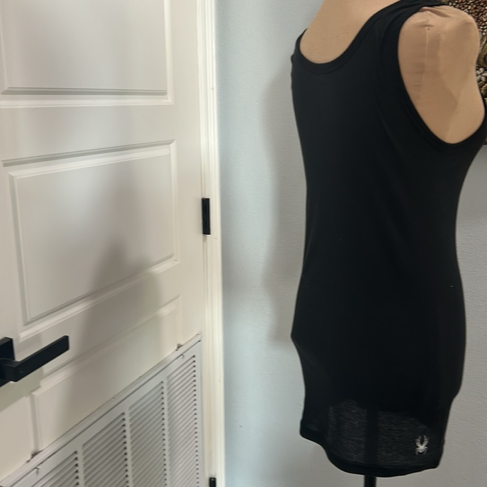 Spyder Black Ribbed Tank. Size M(731)‎
